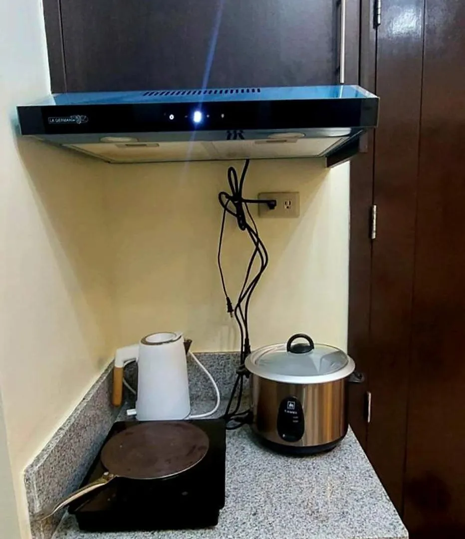 21K Pioneer Woodlands Mandaluyong Apartment Manila
